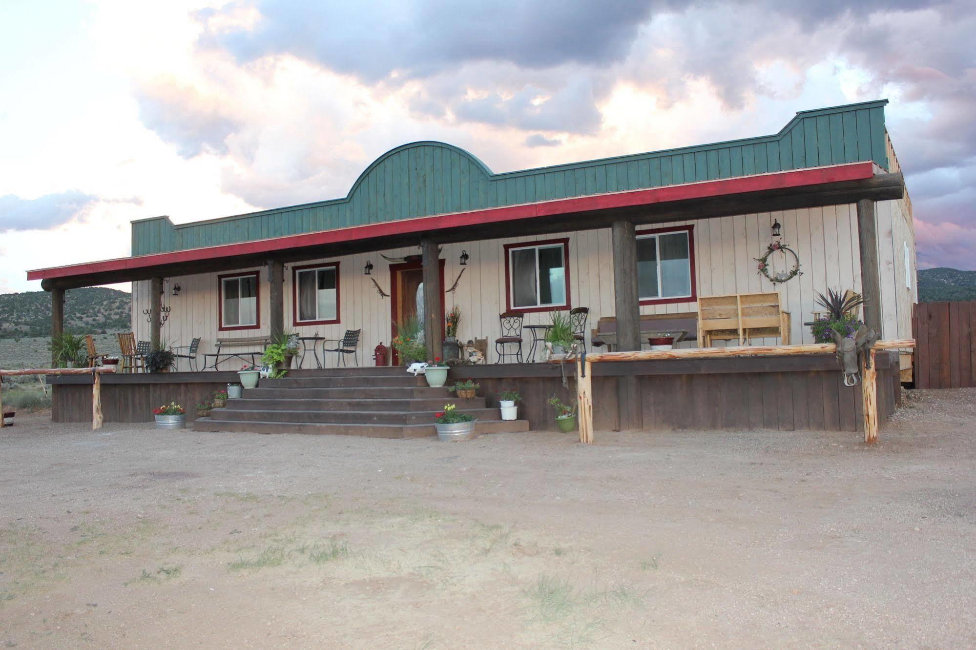 Grand Canyon Ranch & Outfitters Ξενοδοχείο Fredonia Εξωτερικό φωτογραφία